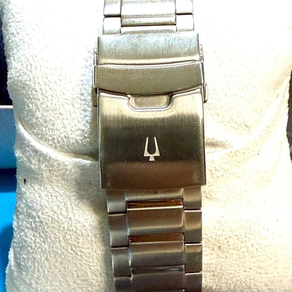 Bulova Marine Star Date Designer Classic Sports Mens Watch - Picture 6 of 8